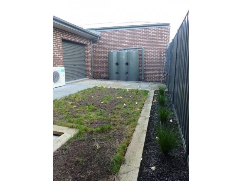 2/5 Gladstone Street, Lilydale VIC 3140