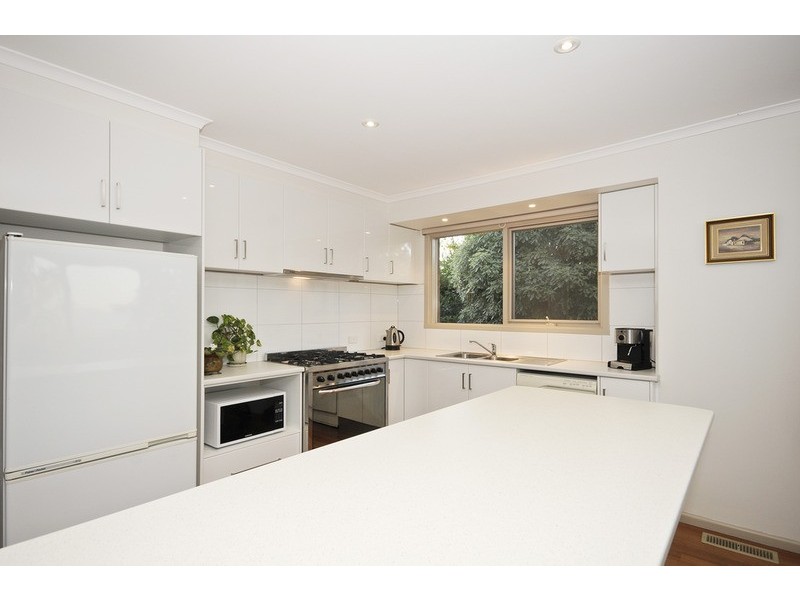 70-72 Bastow  Road, Lilydale VIC 3140