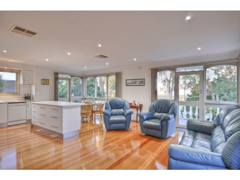 70-72 Bastow  Road, Lilydale VIC 3140