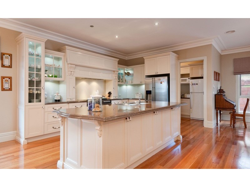 32 Queens  Road, Silvan VIC 3795