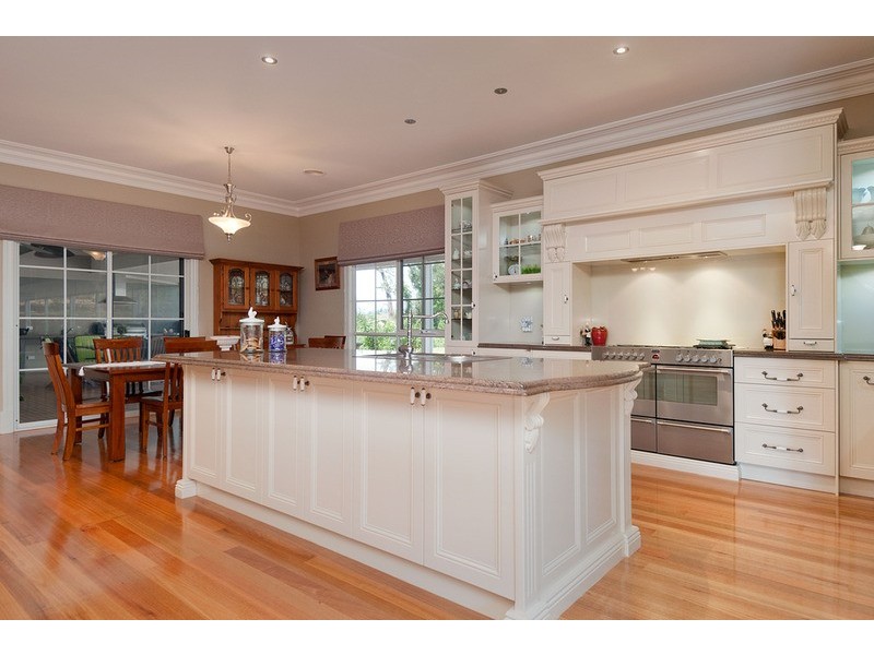 32 Queens  Road, Silvan VIC 3795