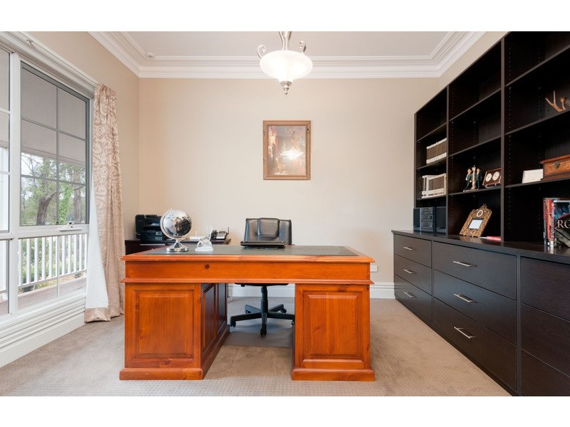 32 Queens  Road, Silvan VIC 3795