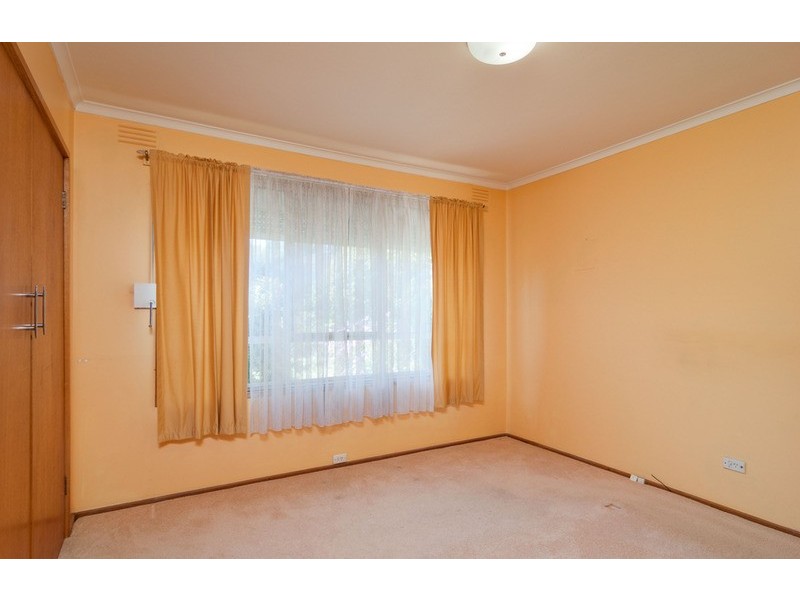 32 Winyard Drive, Mooroolbark VIC 3138