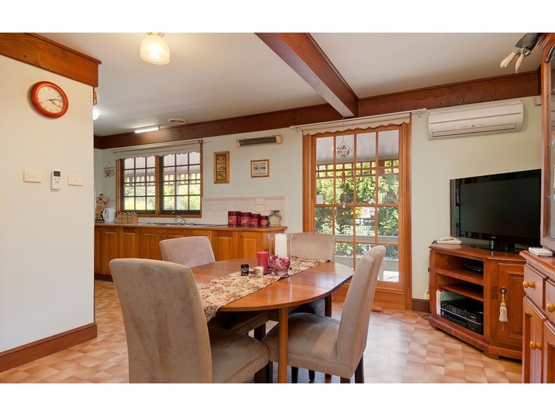 1 Parklands Avenue, Chirnside Park VIC 3116