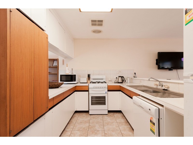 33 Kingswood Drive, Chirnside Park VIC 3116