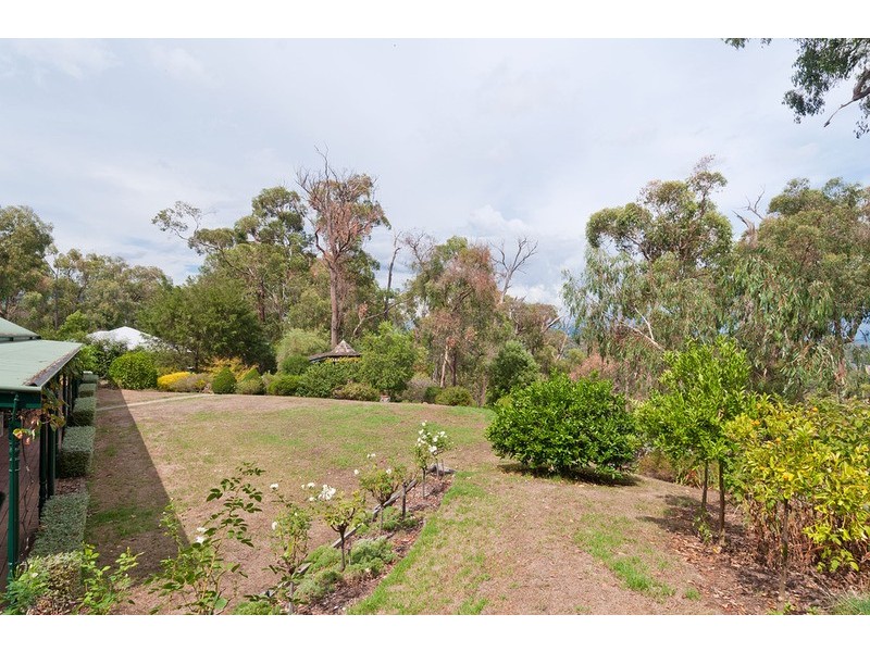 19 Juliet  Crescent, Healesville VIC 3777