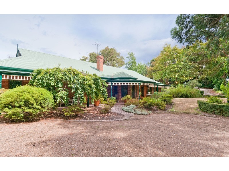 19 Juliet  Crescent, Healesville VIC 3777