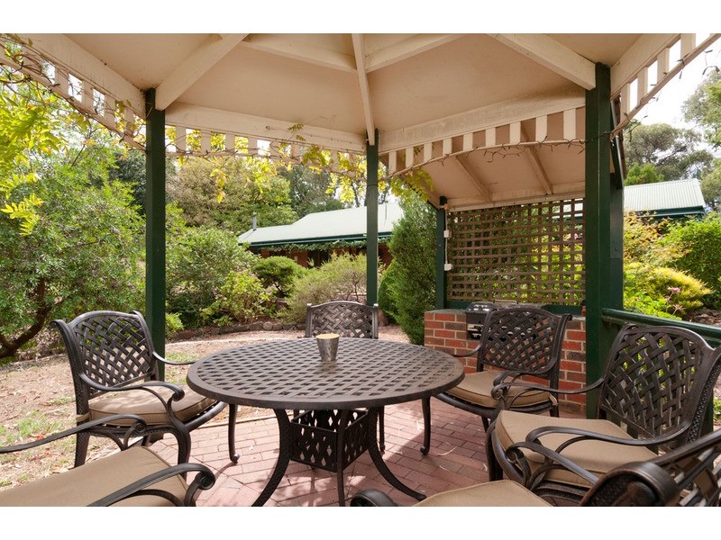 19 Juliet  Crescent, Healesville VIC 3777