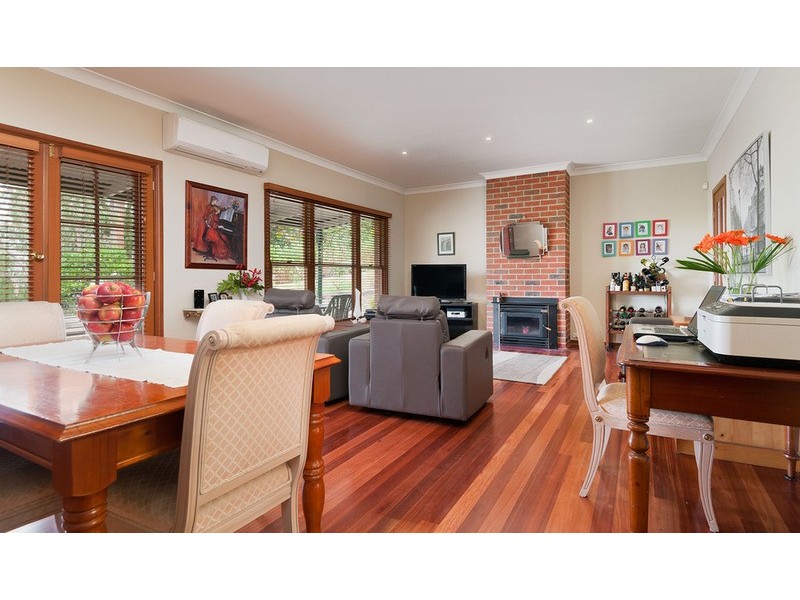 19 Juliet  Crescent, Healesville VIC 3777