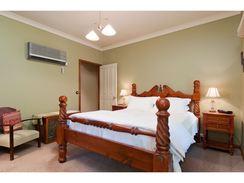 19 Juliet  Crescent, Healesville VIC 3777