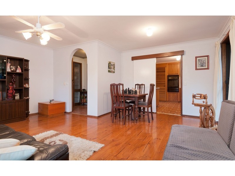 11 Hickman Place, Seville VIC 3139