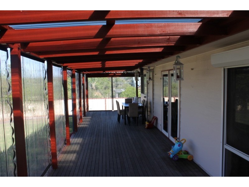 20 School Road, Seville VIC 3139