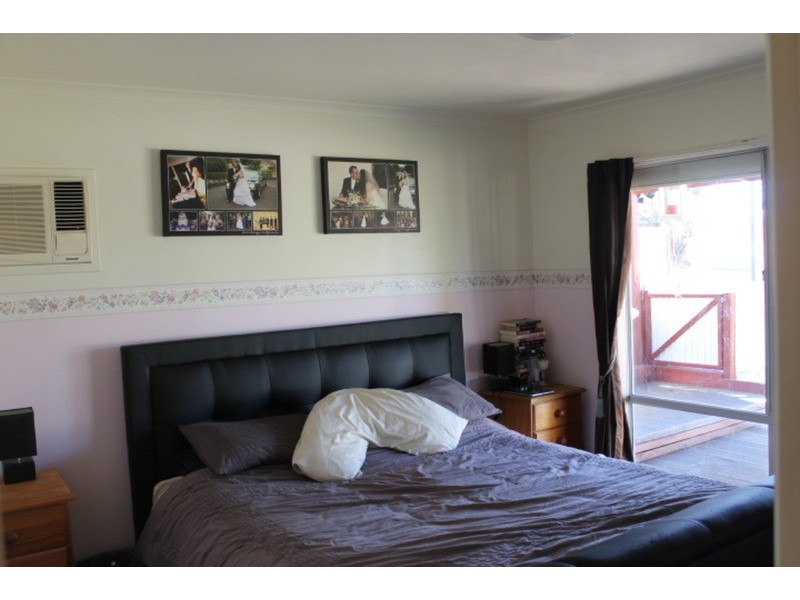 20 School Road, Seville VIC 3139