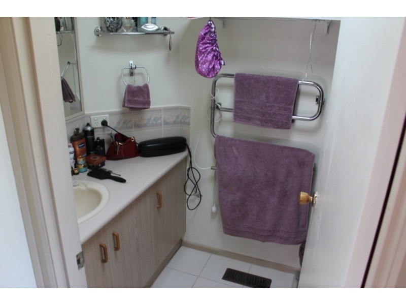 20 School Road, Seville VIC 3139