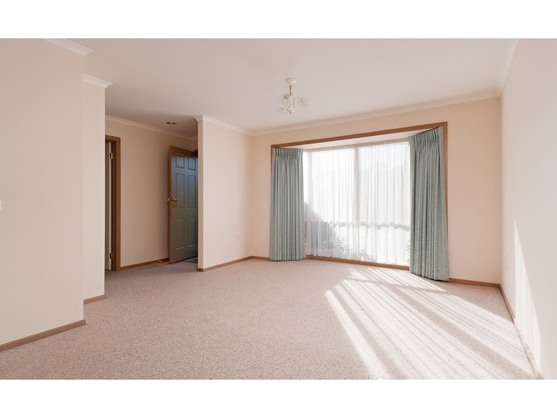 95 Tudor Village Drive, Lilydale VIC 3140