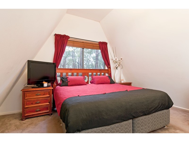 10 Ross  Road, Gruyere VIC 3770