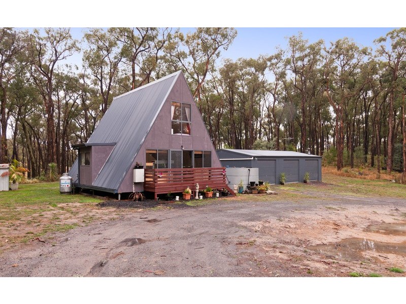 10 Ross  Road, Gruyere VIC 3770