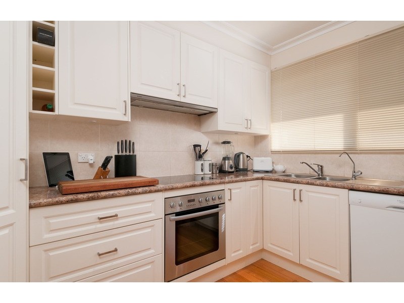 19 Blueberry Road, Mooroolbark VIC 3138