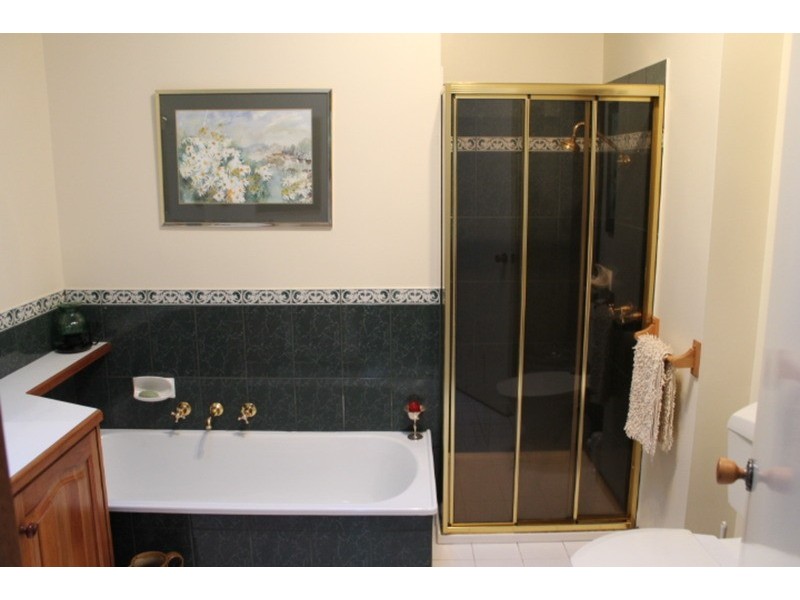 1 Margaret Road, Healesville VIC 3777