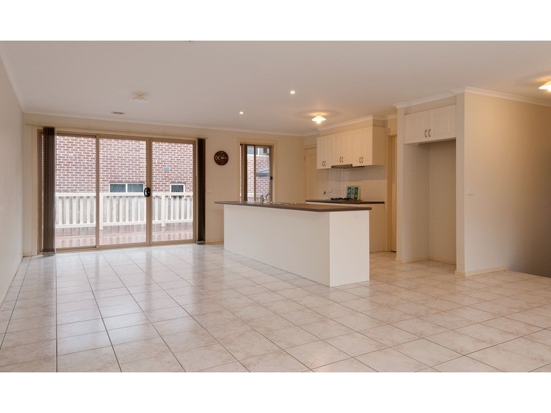 3 Joel Place, Mooroolbark VIC 3138