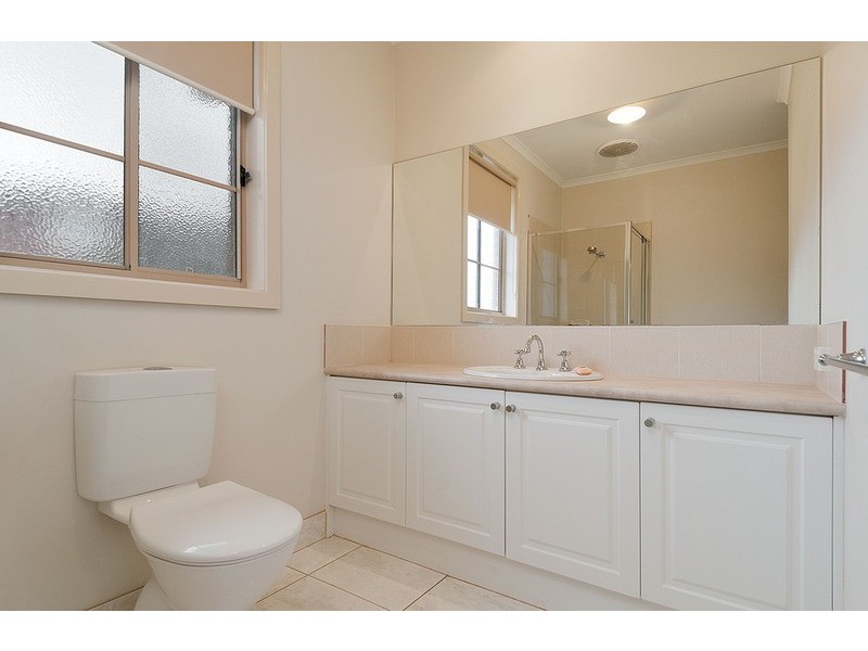 3 Joel Place, Mooroolbark VIC 3138