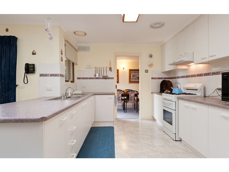 16 Marana Close, Lilydale VIC 3140