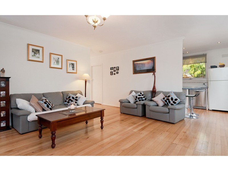 44 Lee Ann Crescent, Croydon VIC 3136