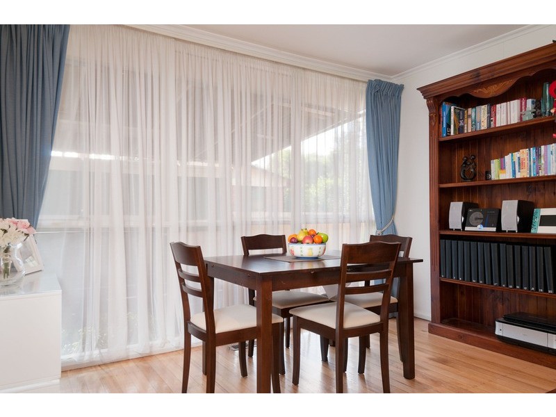 44 Lee Ann Crescent, Croydon VIC 3136