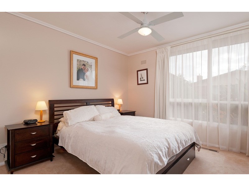 44 Lee Ann Crescent, Croydon VIC 3136