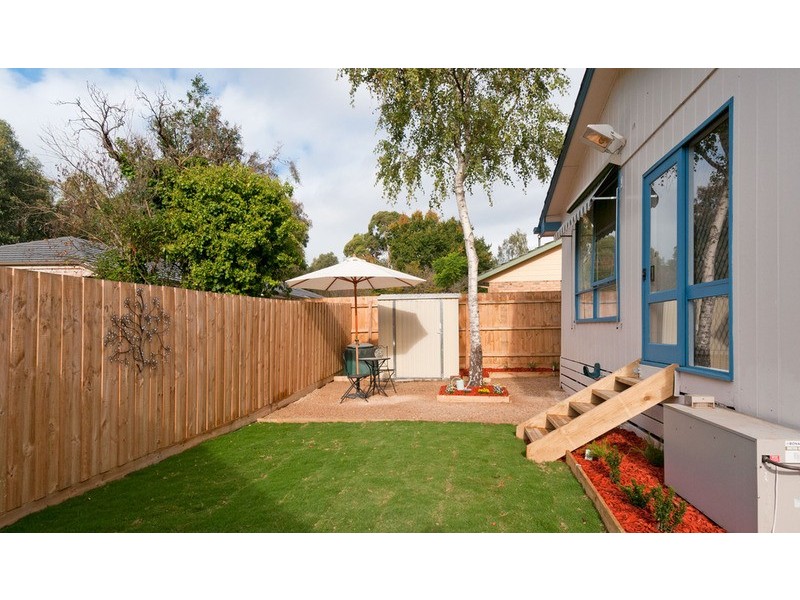 44 Lee Ann Crescent, Croydon VIC 3136