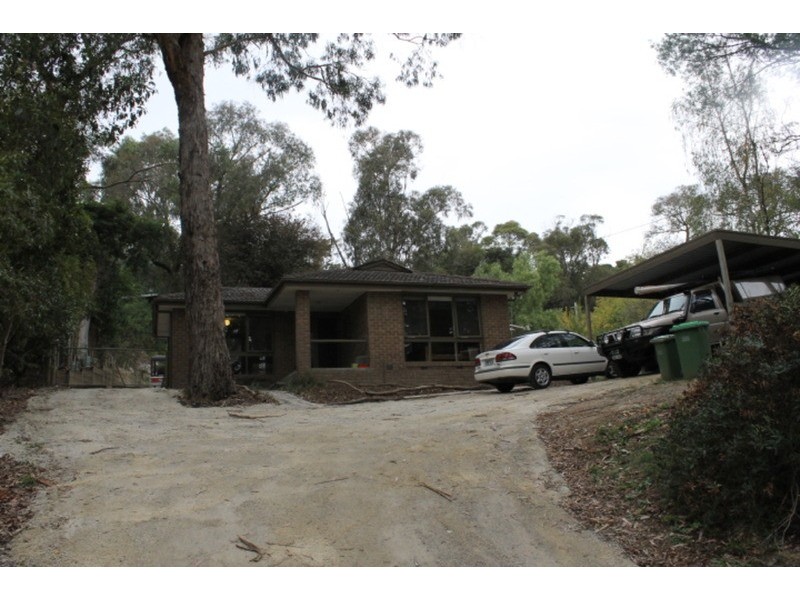 5 Warrawee Road, Mount Evelyn VIC 3796