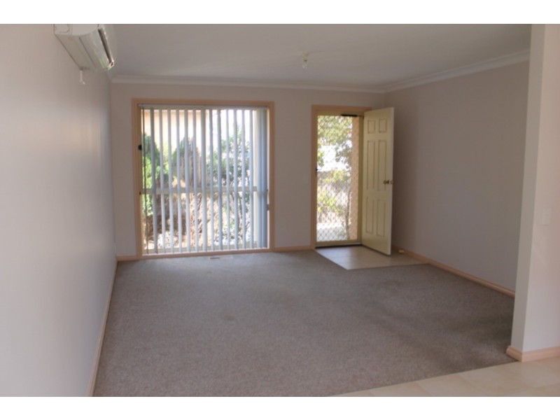 2/9 Slevin Street, Lilydale VIC 3140