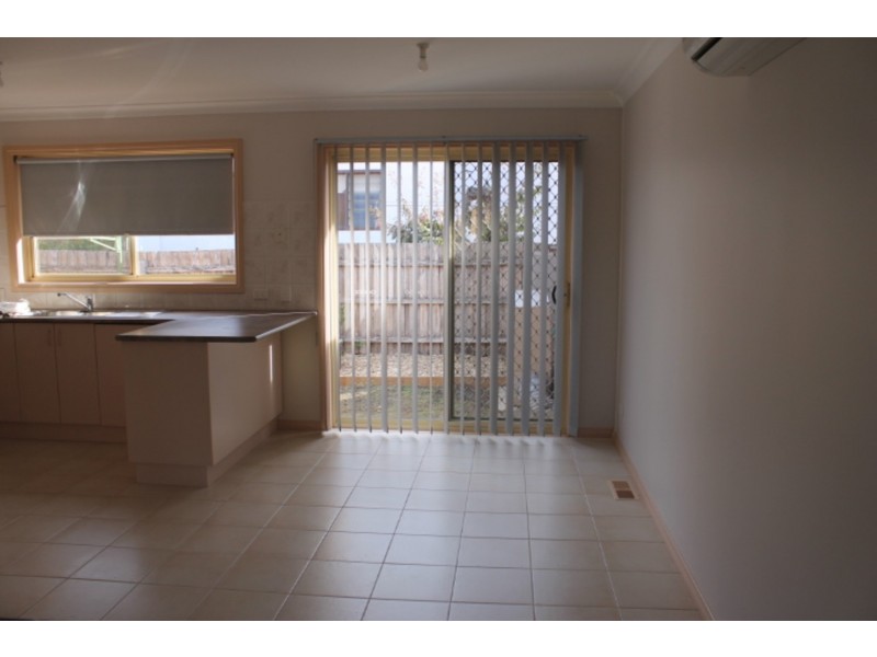 2/9 Slevin Street, Lilydale VIC 3140