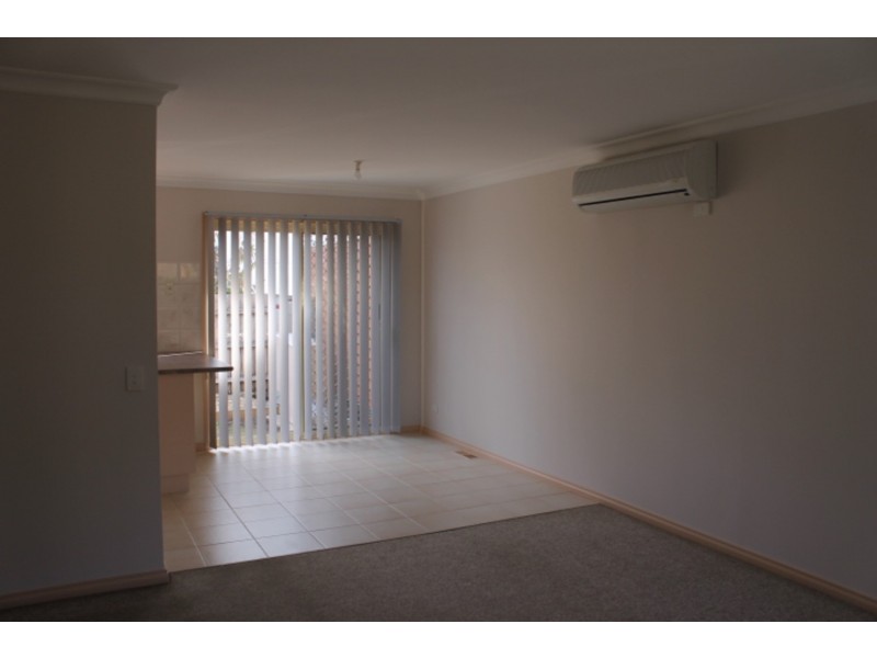 2/9 Slevin Street, Lilydale VIC 3140