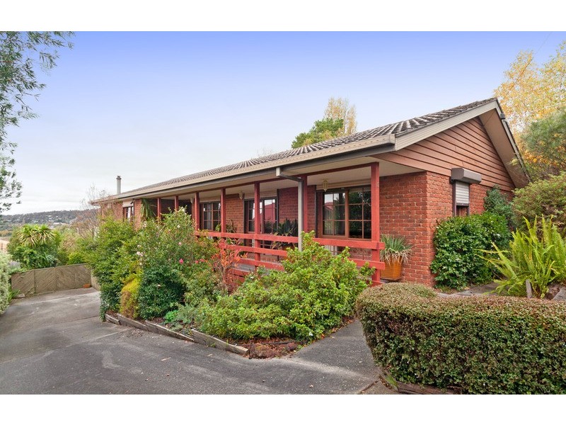 12 St Andrews Drive, Chirnside Park VIC 3116