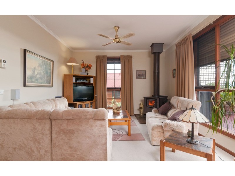 12 St Andrews Drive, Chirnside Park VIC 3116