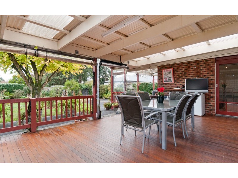 199 Maroondah  Highway, Chirnside Park VIC 3116