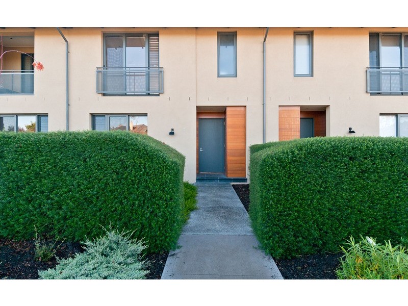 3 Henley Bridge Road, Chirnside Park VIC 3116