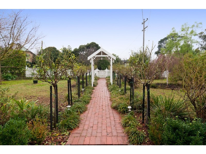 17 Stephens Road, Healesville VIC 3777