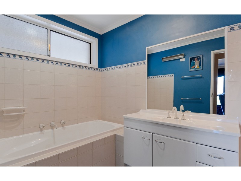 56a Geoffrey Drive, Kilsyth VIC 3137