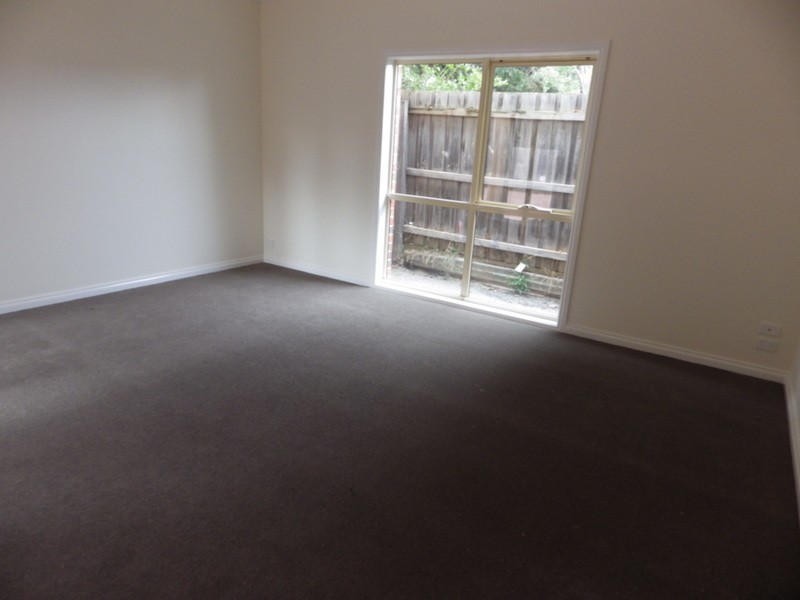 3/14a Parrs Road, Croydon VIC 3136