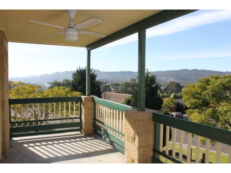 9 Melody Close, Lilydale VIC 3140