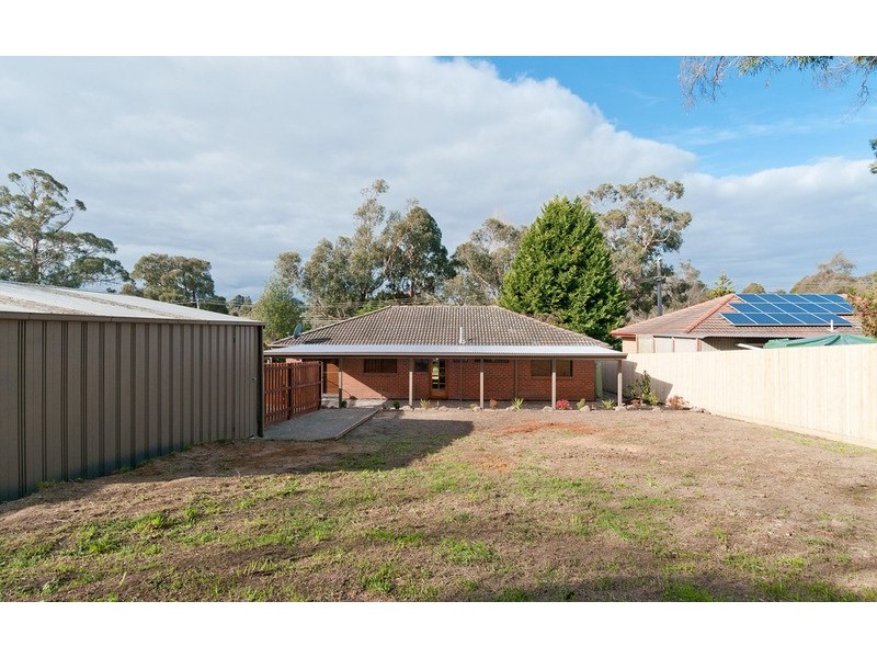 15 Drummond  Road, Seville VIC 3139