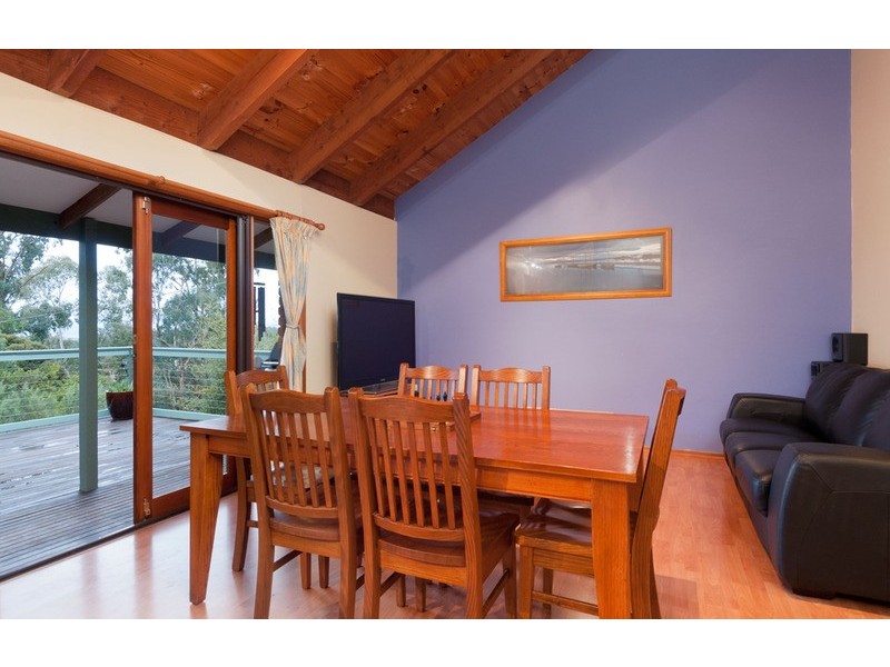 98 Alexandra Road, Lilydale VIC 3140