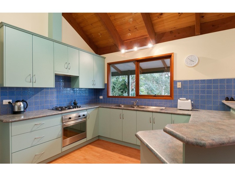 98 Alexandra Road, Lilydale VIC 3140