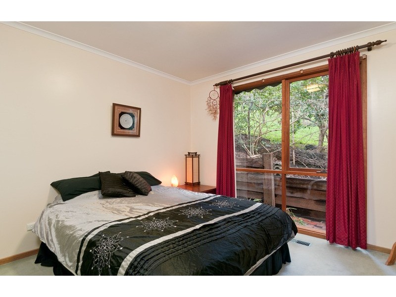 98 Alexandra Road, Lilydale VIC 3140