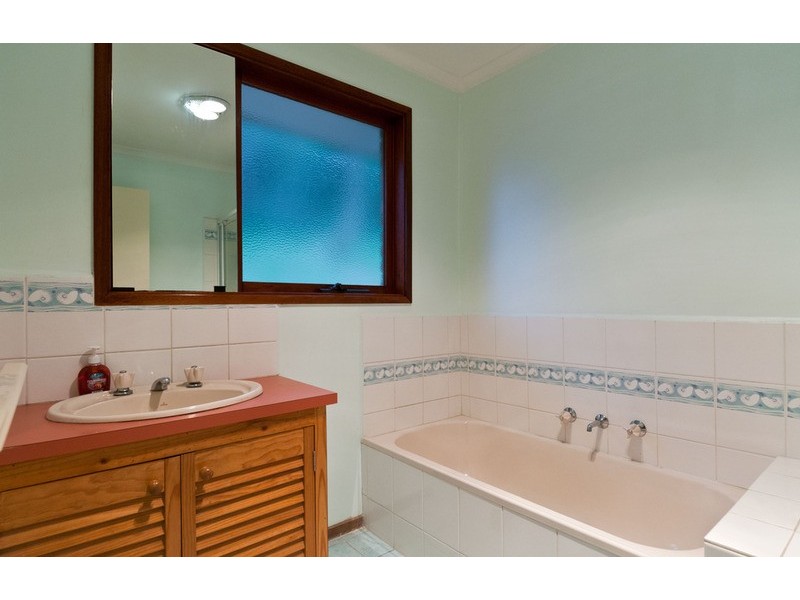 98 Alexandra Road, Lilydale VIC 3140