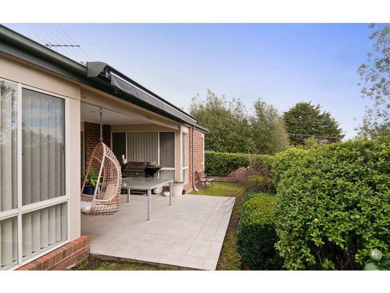 18 Mentor Grove, Lilydale VIC 3140