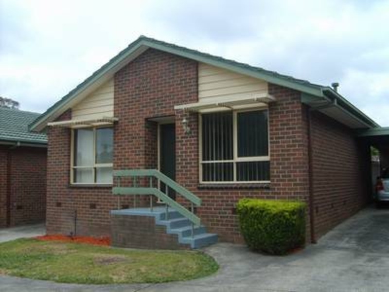 2/16 Gladstone Street, Lilydale VIC 3140