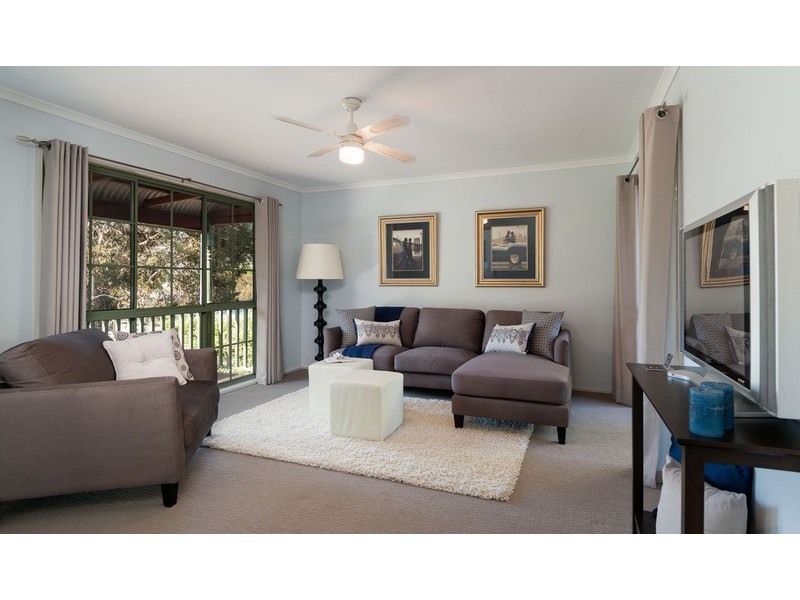 44 Bristol Crescent, Lilydale VIC 3140